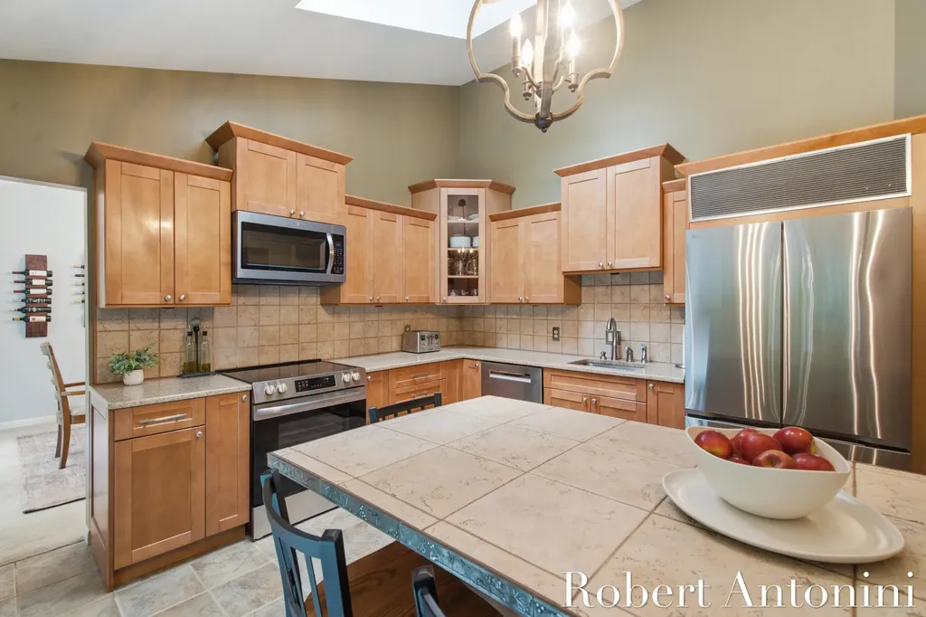 1708 Mont Rue Drive SE Cascade Charter Township MI 49546