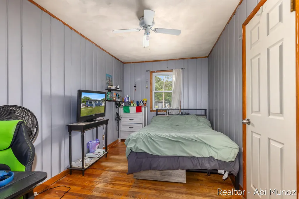 3547 Collingwood Avenue SW Wyoming City MI 49519
