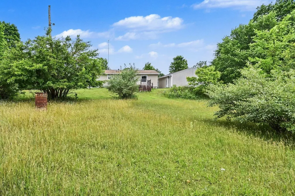 11644 E Hillis Road Ferris Township MI 48877