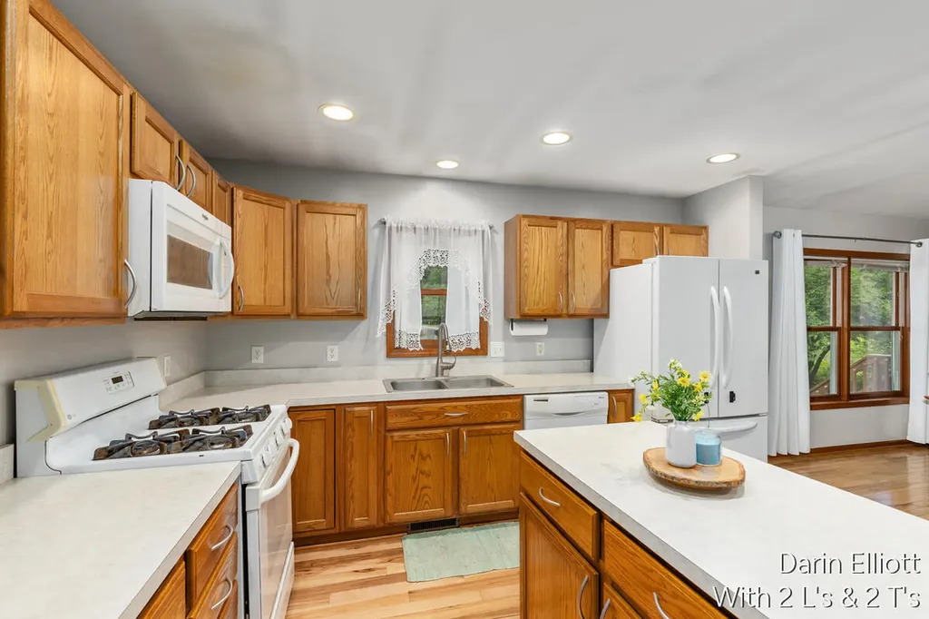 9755 Grand River Avenue Boston Township MI 48815