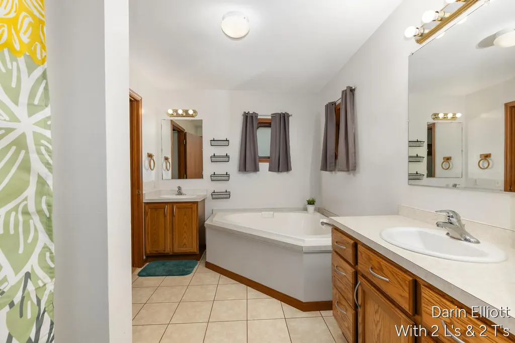 9755 Grand River Avenue Boston Township MI 48815