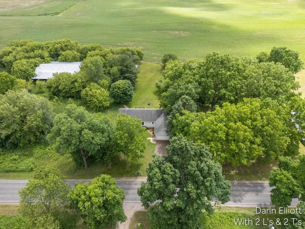 9755 Grand River Avenue Boston Township MI 48815