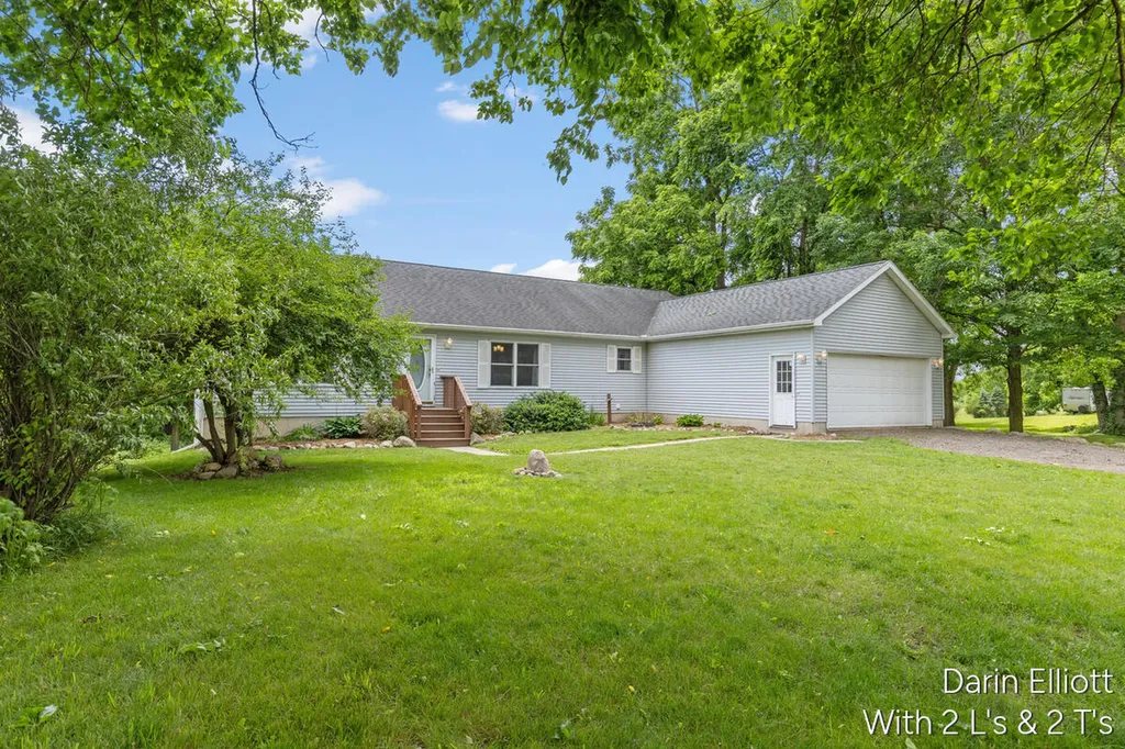 9755 Grand River Avenue Boston Township MI 48815