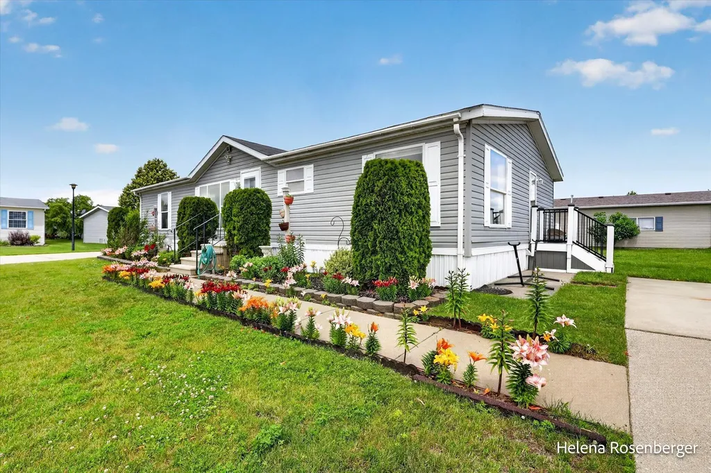 5505 Filly Drive SE Caledonia Township MI 49316