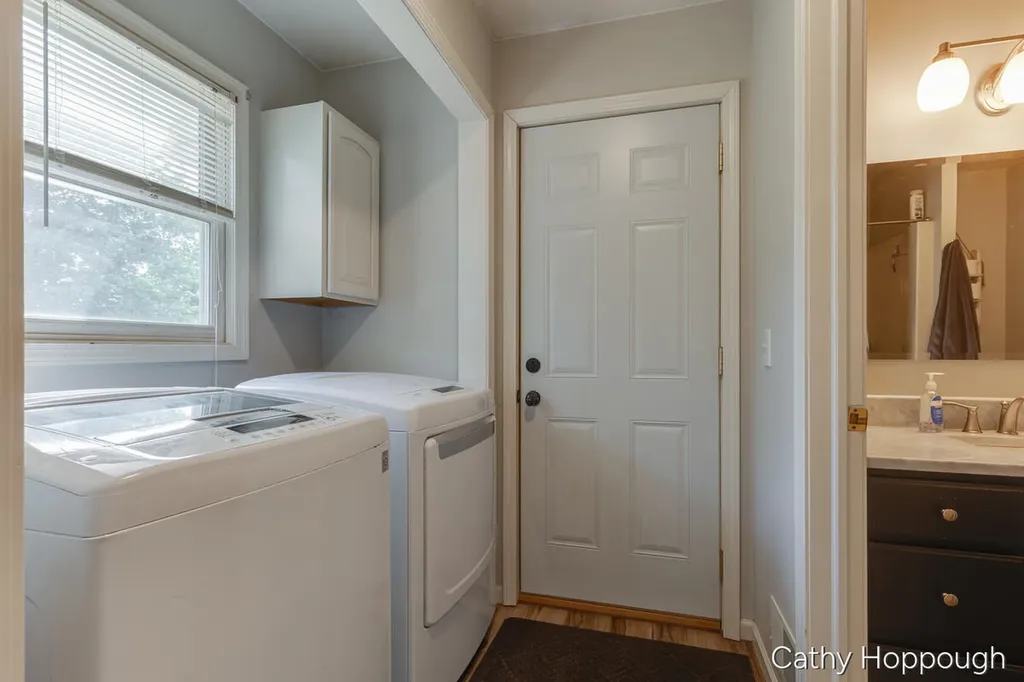 8152 Murphy Road Lyons Township MI 48851