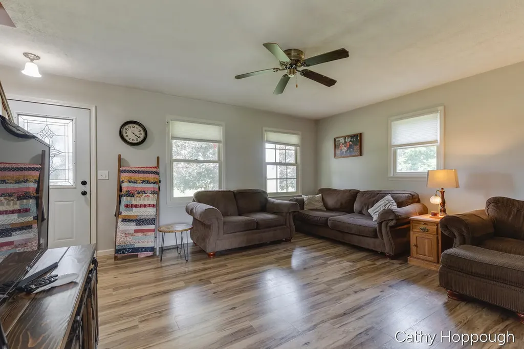 8152 Murphy Road Lyons Township MI 48851