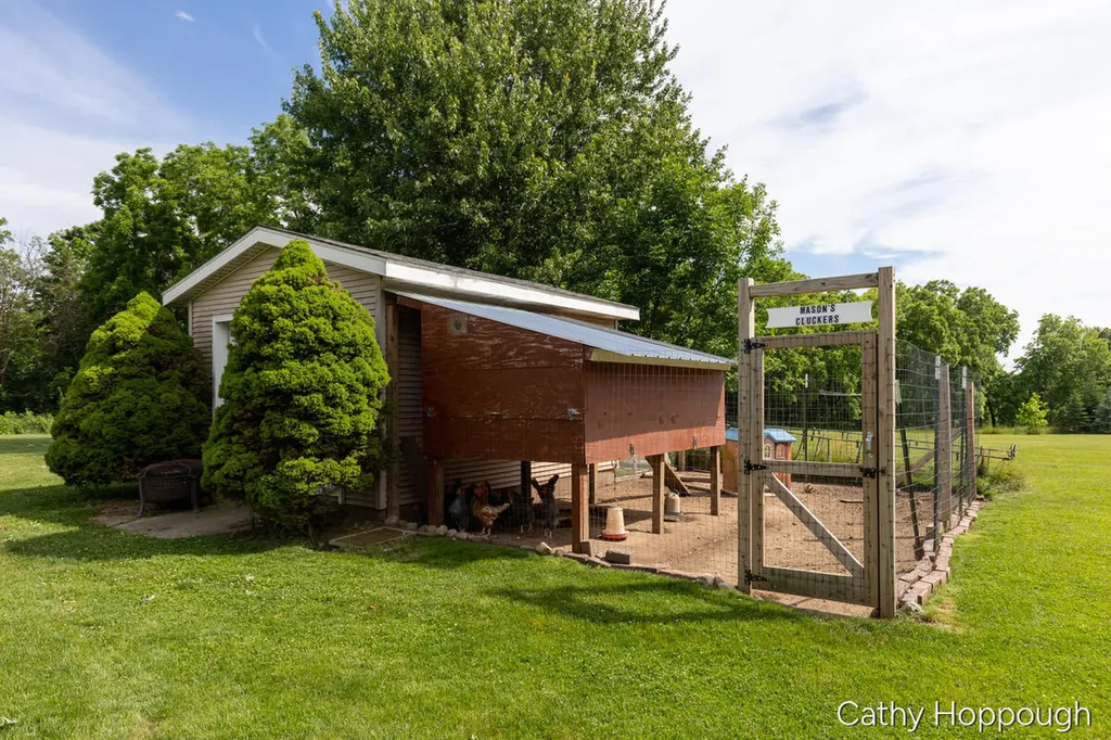 8152 Murphy Road Lyons Township MI 48851