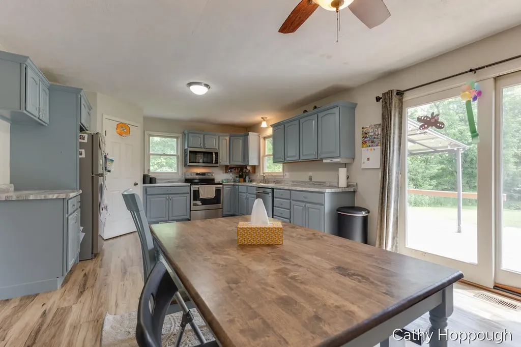 8152 Murphy Road Lyons Township MI 48851