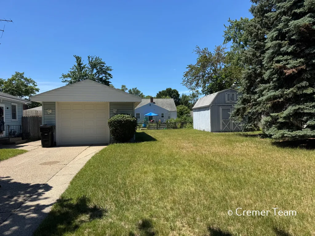 3425 Mckee Avenue SW Wyoming City MI 49509