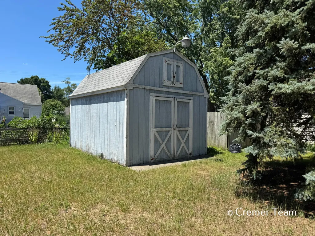 3425 Mckee Avenue SW Wyoming City MI 49509