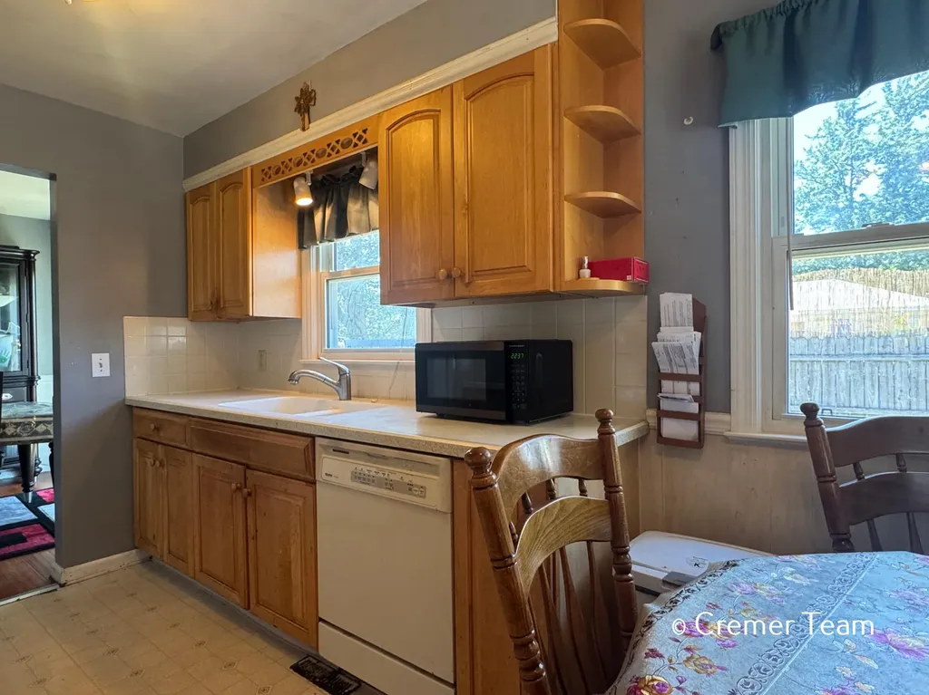 3425 Mckee Avenue SW Wyoming City MI 49509