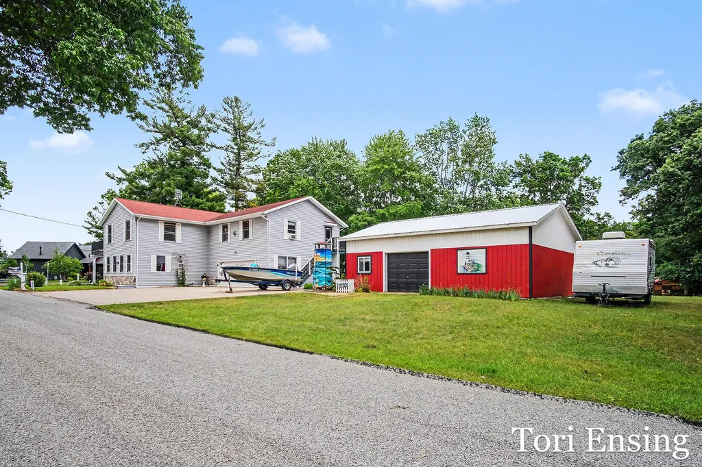 13190 16 Mile Road NE Oakfield Township MI 49326