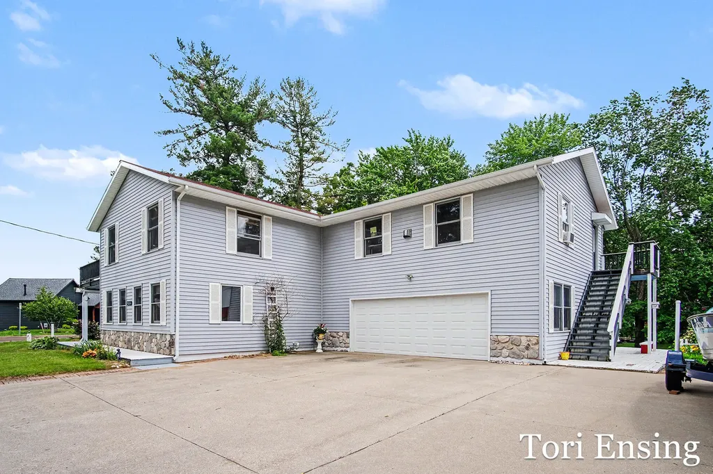 13190 16 Mile Road NE Oakfield Township MI 49326