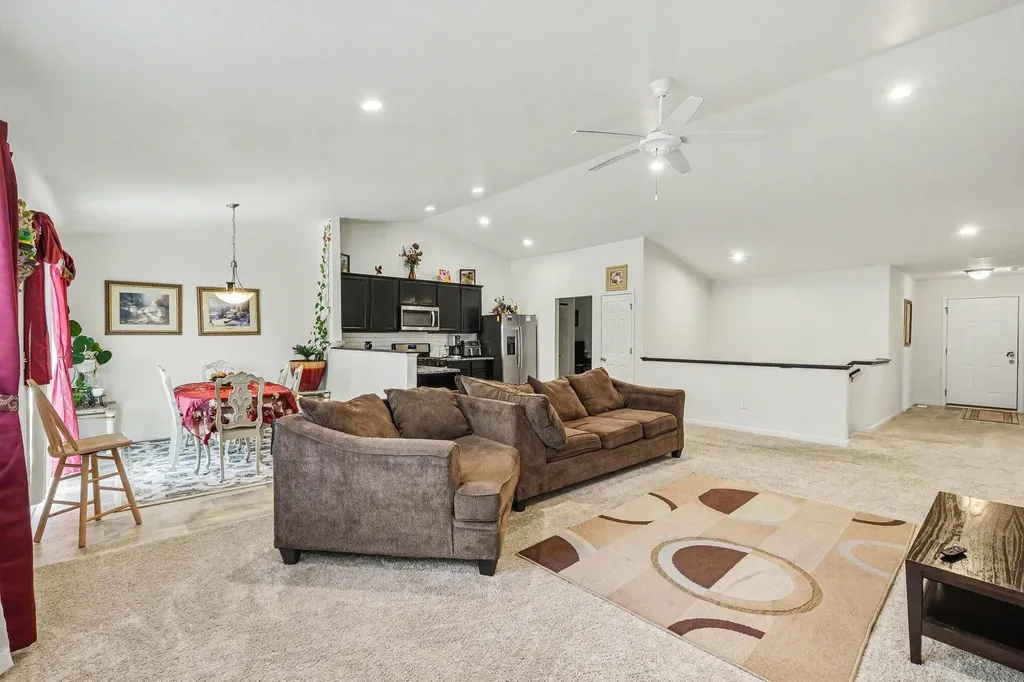 501 Pioneer Trail Cedar Springs City MI 49319