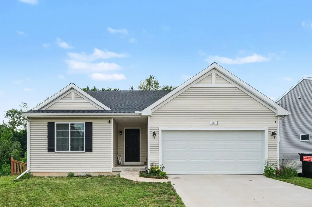 501 Pioneer Trail Cedar Springs City MI 49319