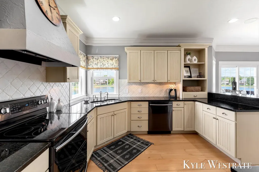 8907 Mica Drive Zeeland Charter Township MI 49464