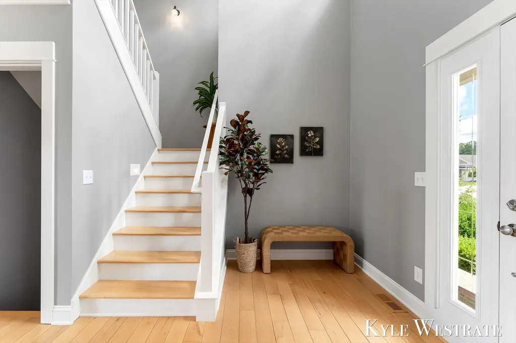 8907 Mica Drive Zeeland Charter Township MI 49464