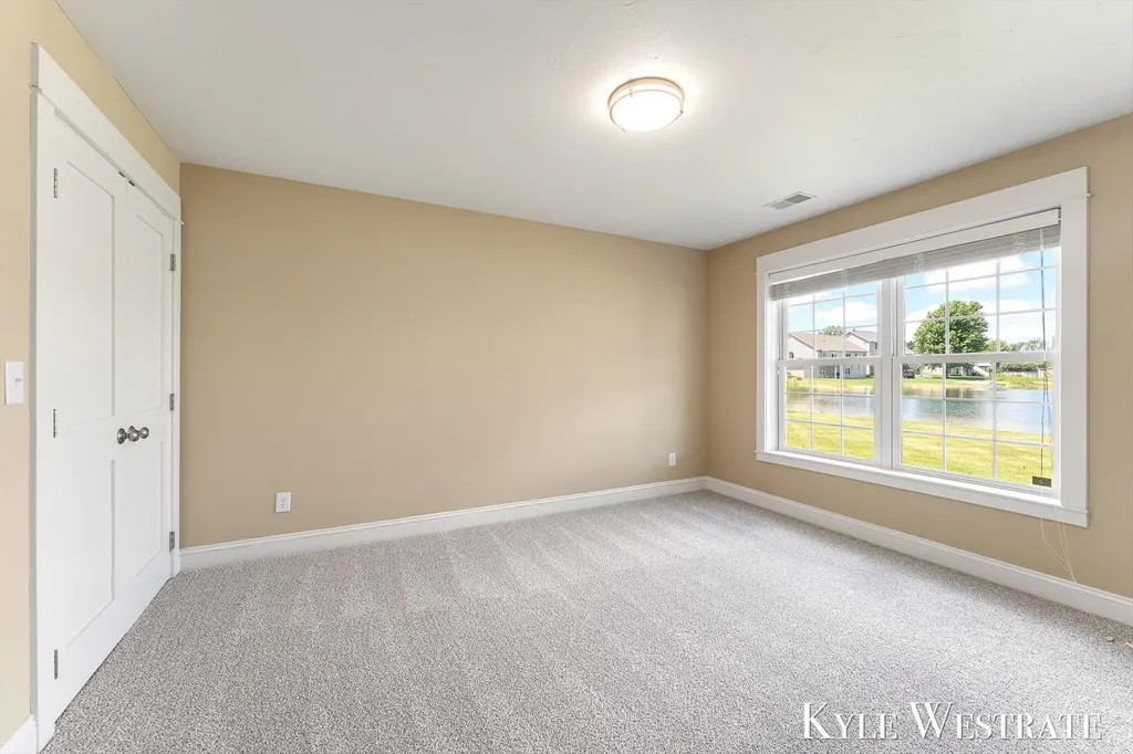 8907 Mica Drive Zeeland Charter Township MI 49464