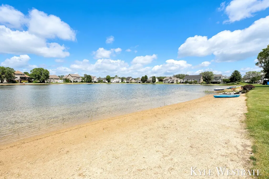 8907 Mica Drive Zeeland Charter Township MI 49464