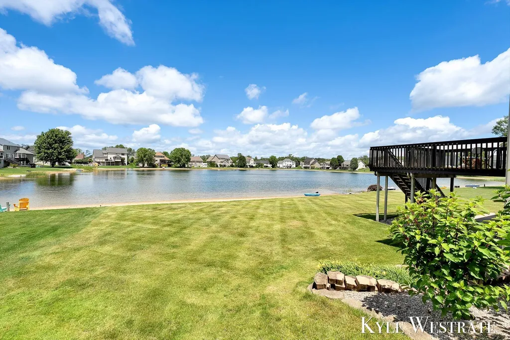 8907 Mica Drive Zeeland Charter Township MI 49464