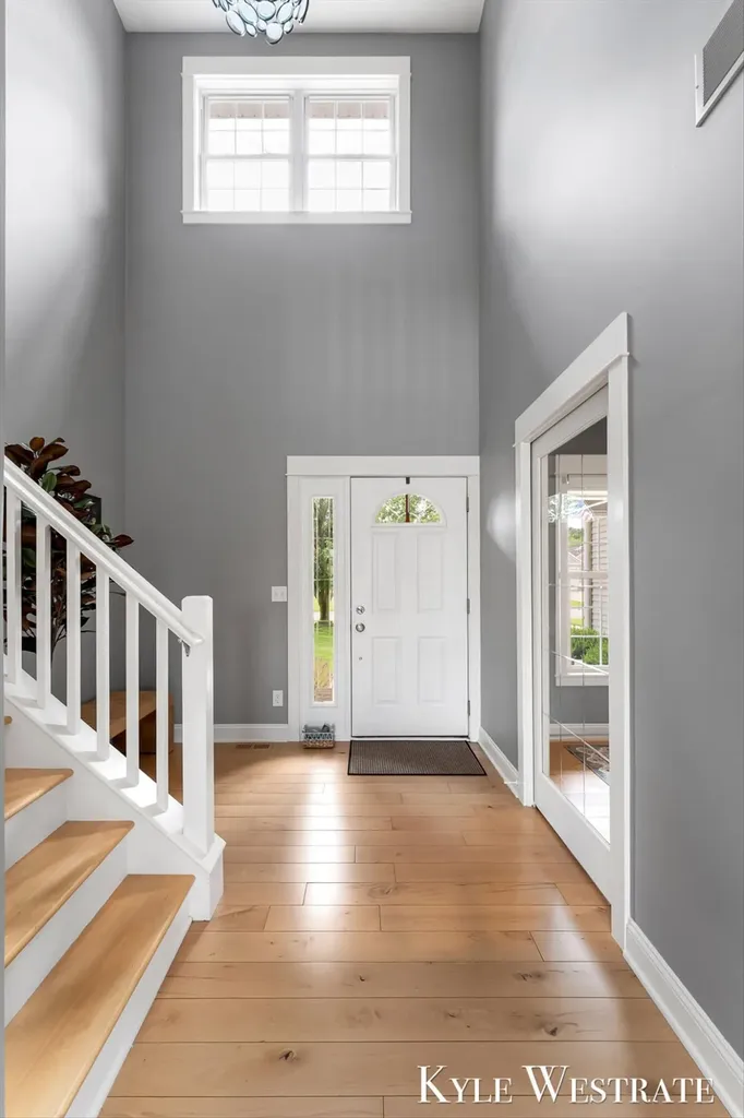 8907 Mica Drive Zeeland Charter Township MI 49464