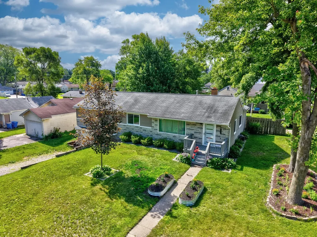 5345 Clinton River Drive Waterford Charter Township MI 48327