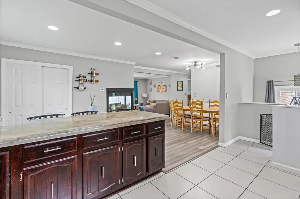 5345 Clinton River Drive Waterford Charter Township MI 48327
