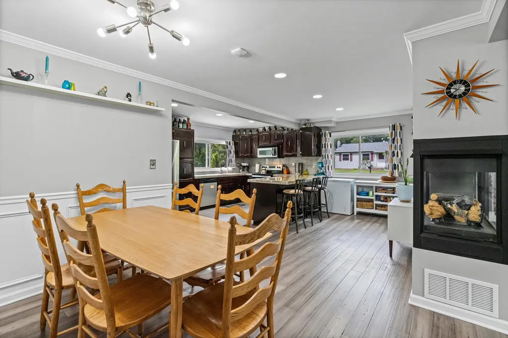 5345 Clinton River Drive Waterford Charter Township MI 48327