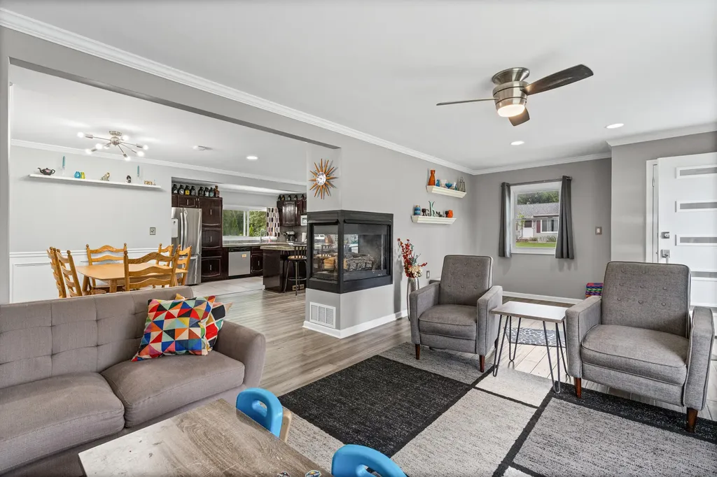 5345 Clinton River Drive Waterford Charter Township MI 48327