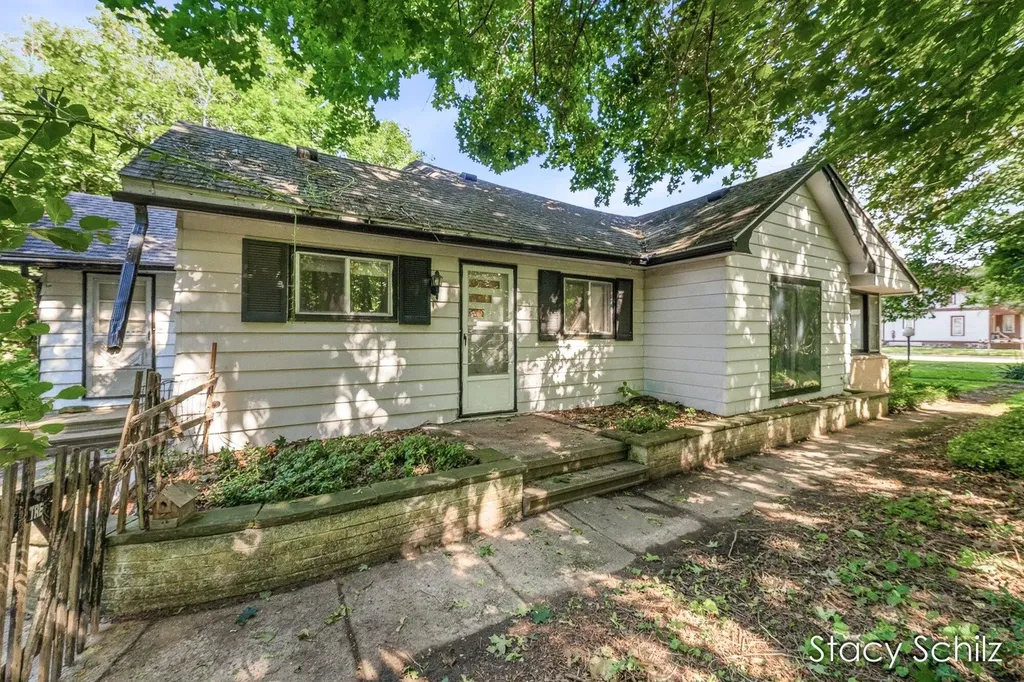 509 Reed Street Nashville Village MI 49073