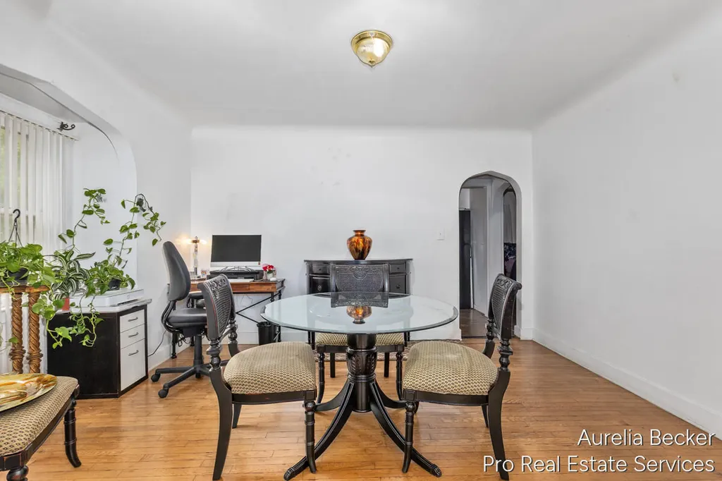 210 44th Street SE Kentwood City MI 49548