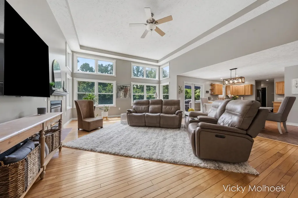 817 Pheasant Ridge Drive Baltimore Township MI 49058