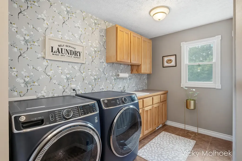 817 Pheasant Ridge Drive Baltimore Township MI 49058