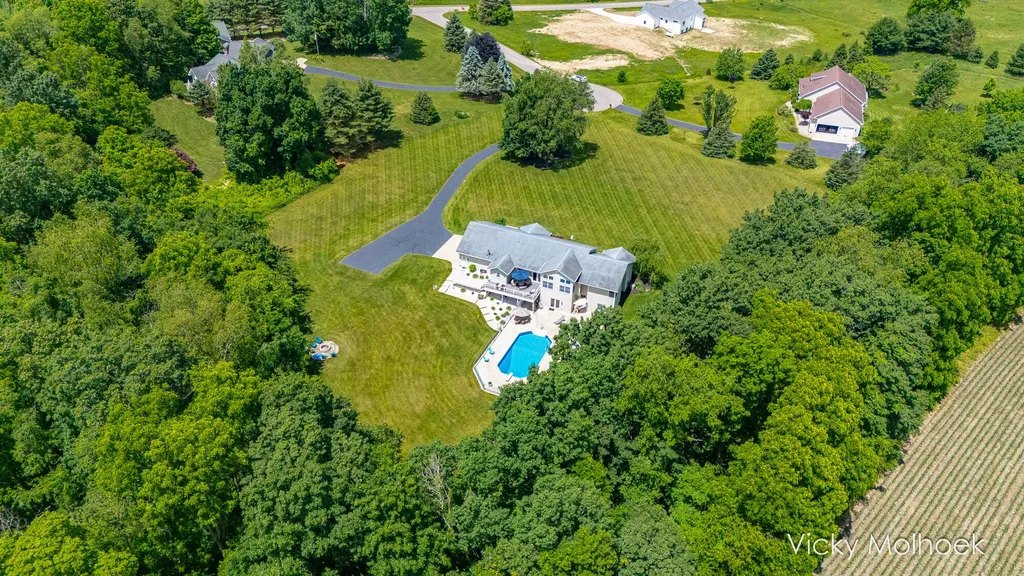 817 Pheasant Ridge Drive Baltimore Township MI 49058