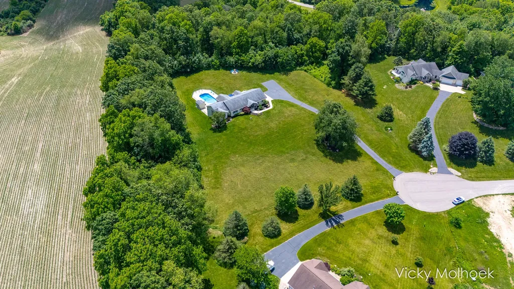 817 Pheasant Ridge Drive Baltimore Township MI 49058