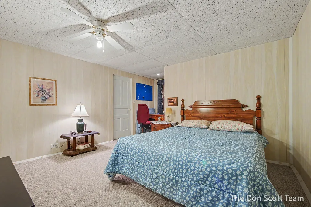12402 Crockery Creek Drive Ravenna Village MI 49451