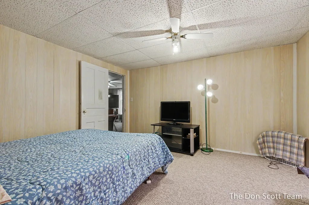 12402 Crockery Creek Drive Ravenna Village MI 49451