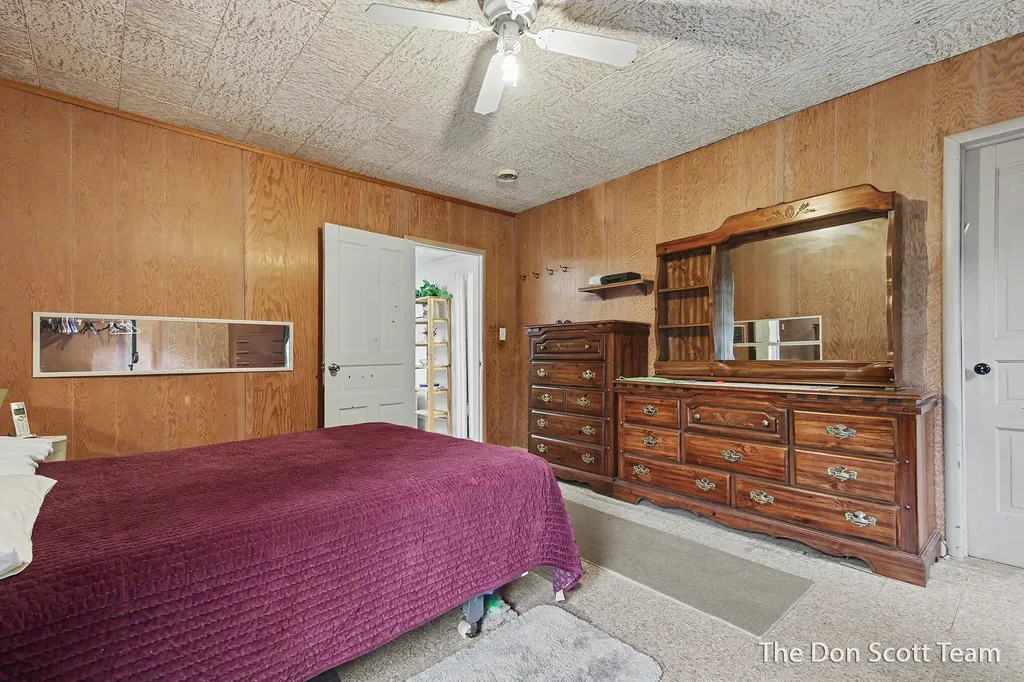 12402 Crockery Creek Drive Ravenna Village MI 49451