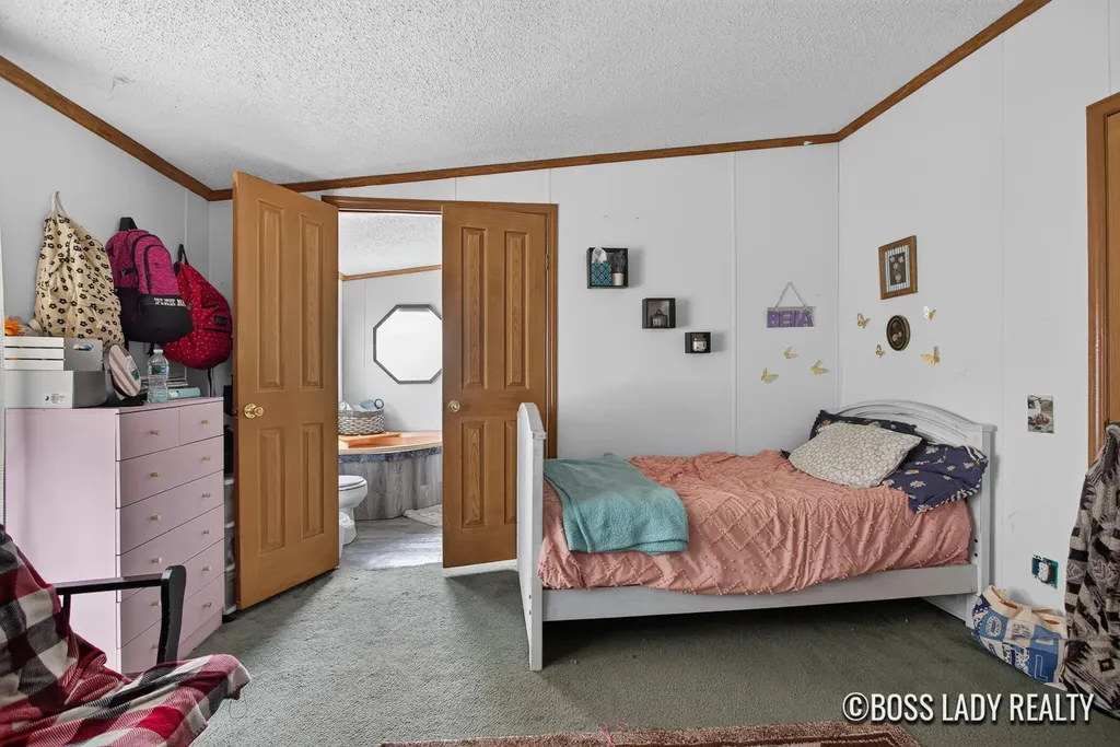4206 Nancy Lane Kalamazoo City MI 49006