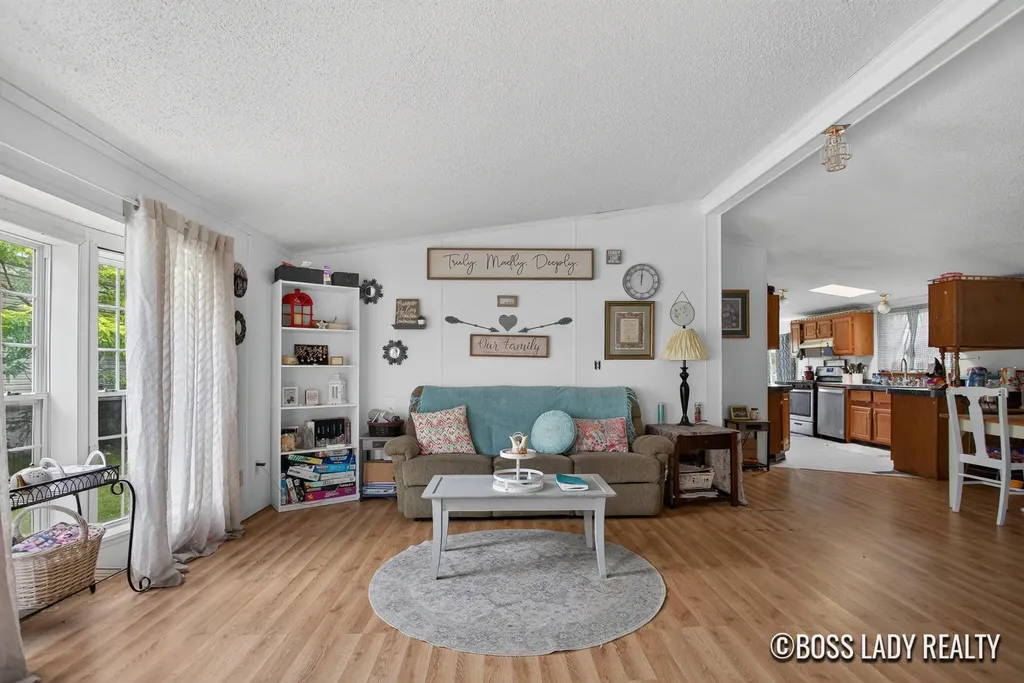 4206 Nancy Lane Kalamazoo City MI 49006