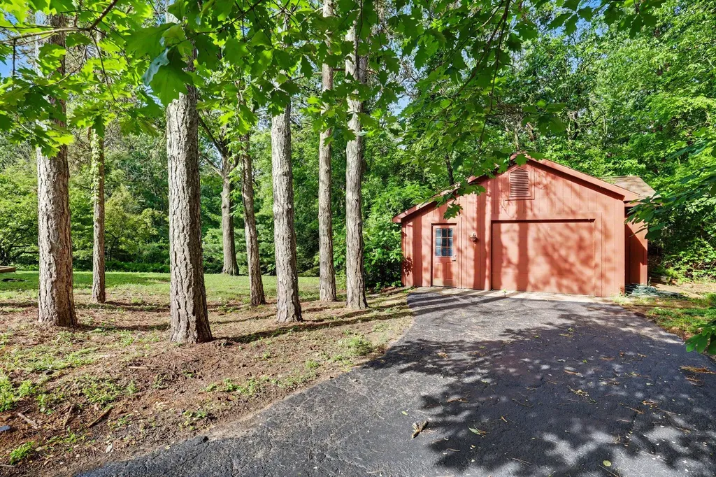 8735 Glen Nevis Road NE Ada Township MI 49301