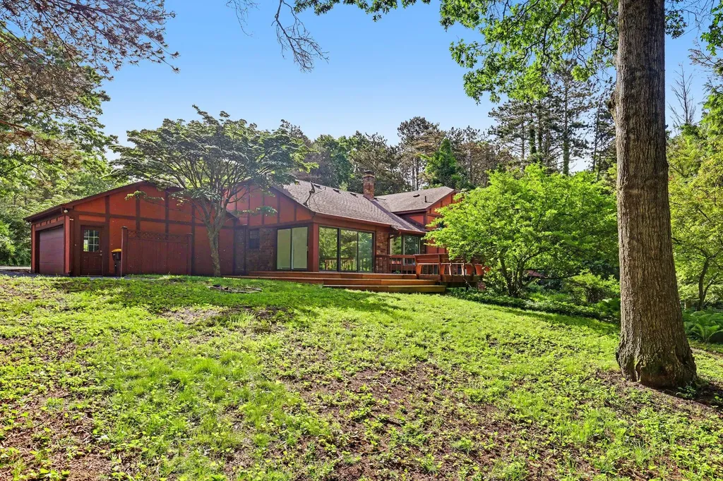8735 Glen Nevis Road NE Ada Township MI 49301