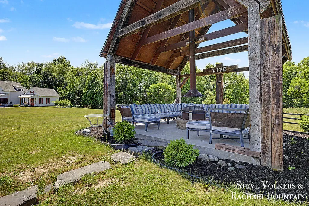464 Stanton Farms Drive Leighton Township MI 49316