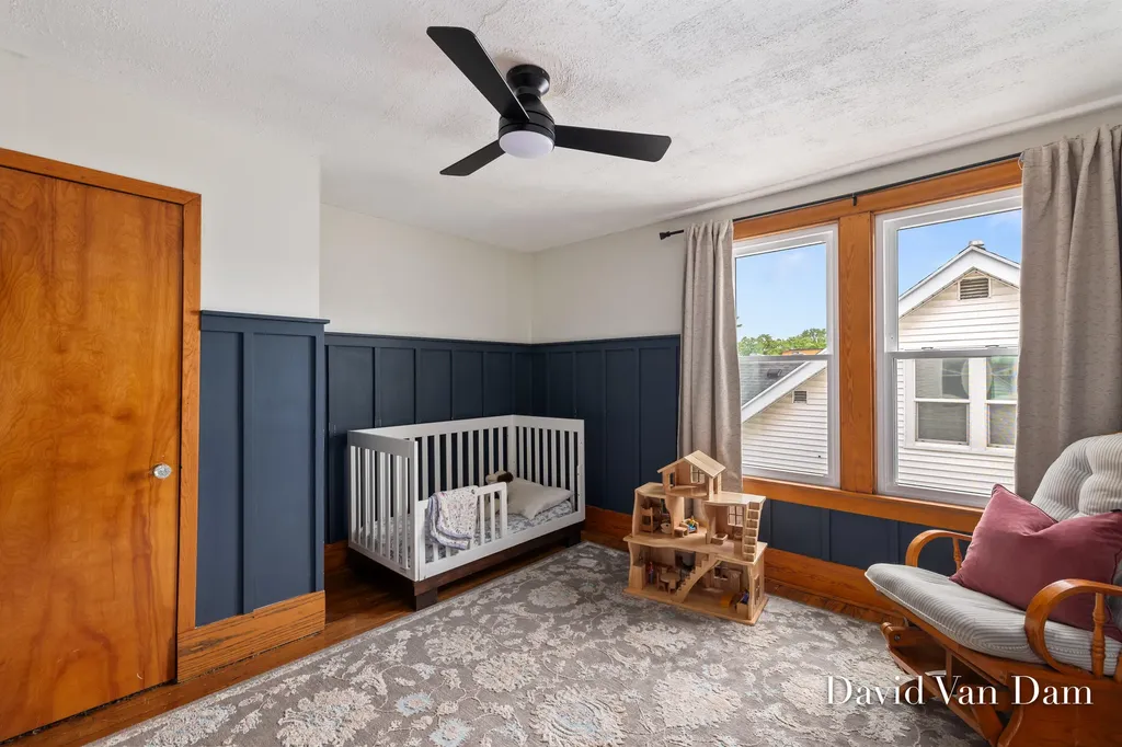 2433 Wyoming Avenue SW Wyoming City MI 49519