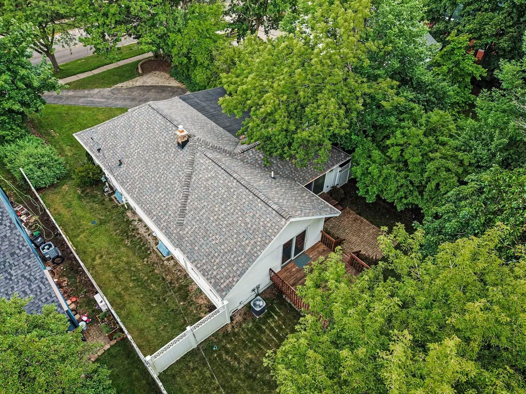 1100 Breton Road SE East Grand Rapids City MI 49506