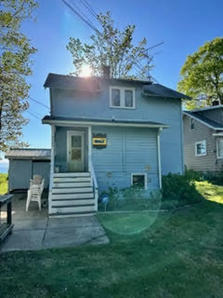 4955 Rosabelle Beach Avenue Port Sheldon Township MI 49424