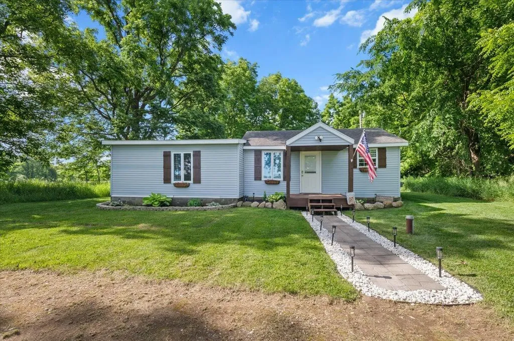 5438 Ionia Road Orange Township MI 48875