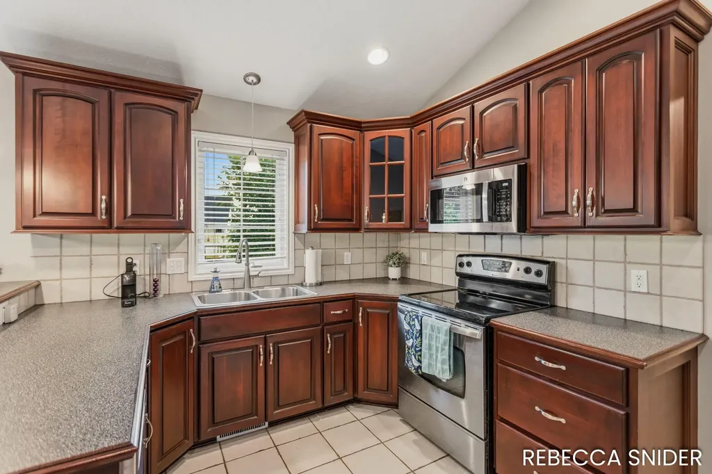 7374 Andy Court Georgetown Charter Township MI 49426