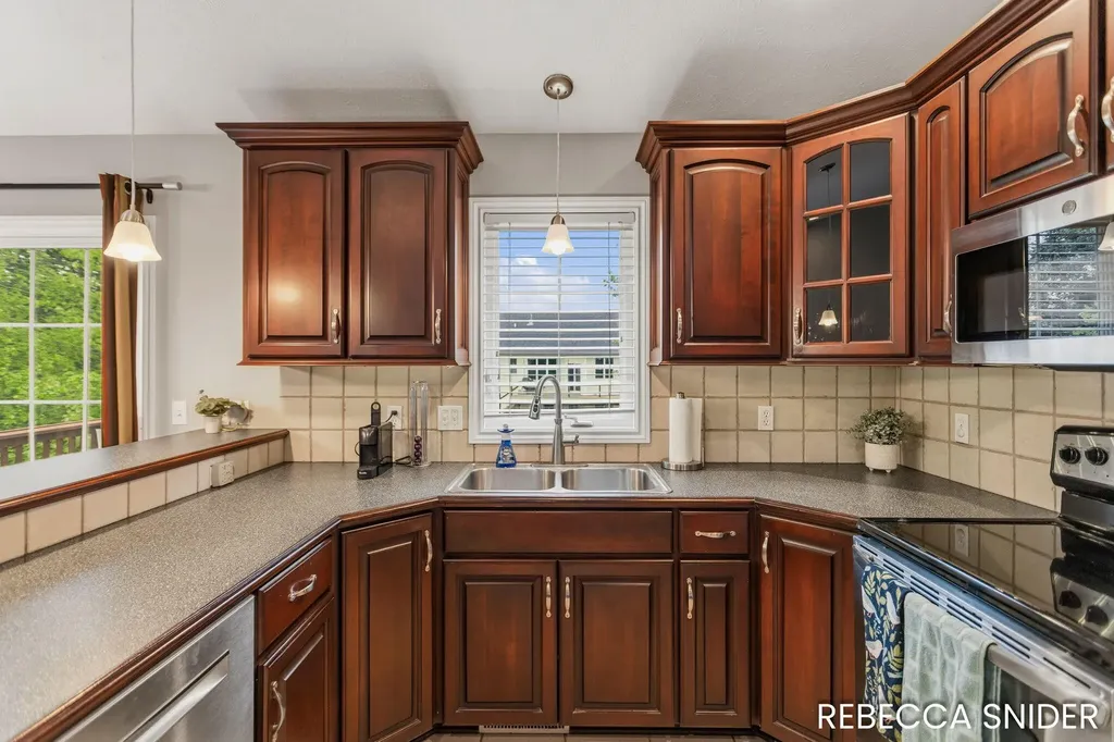 7374 Andy Court Georgetown Charter Township MI 49426