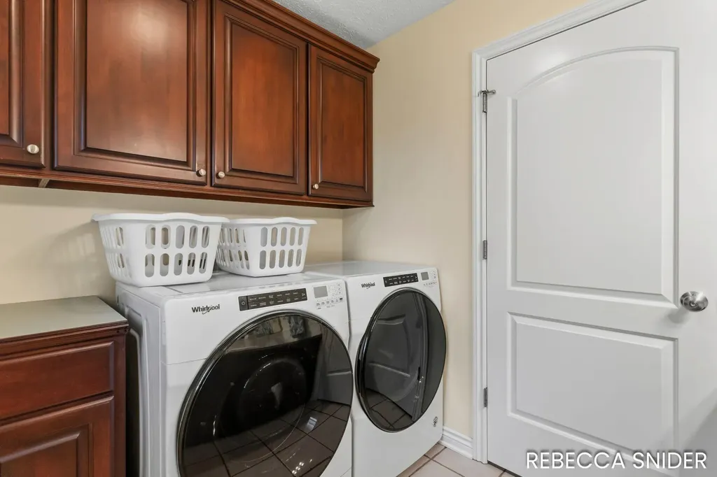 7374 Andy Court Georgetown Charter Township MI 49426